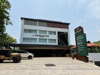 Mountain Pass Residency - Edakkara - 3