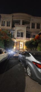 رووف للايجار بشارع التسعين الجنوبي القاهرة الجديدة - Il Cairo - 1