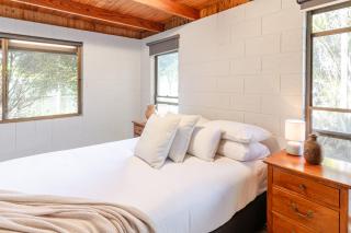 Buderim Lodge - Family Fun in Heart of Sunshine Coast With Pool & Separate Studio - Buderim - 1
