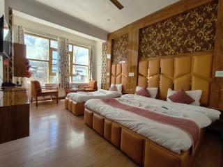 Gulmarg GS Residency Hotel - 6