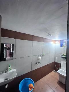 2 BHK Furnished Apartment - Ernakulam - 5