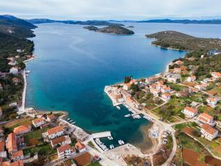 Holiday Home Gracia - Luka - 8