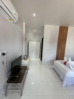 J&B House - Nai Yang Beach - 5