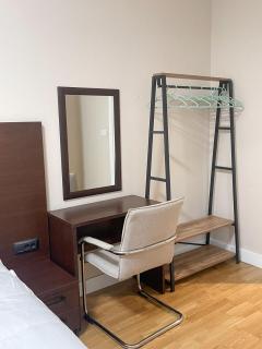 Green Leaf Apt in Diamond of Skopje with Free Parking, Private Yard and Private park access - Escópia - 8