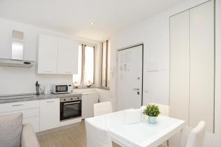 Ticinese 28 Apartment - Milan - 2