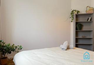 Antique Room - Charming Place, 15 Minutes to Gdańsk Old Town & Seaside - Danzig - 3