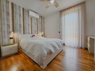 SG Luxury - Villa Cleo - Lazise - 3