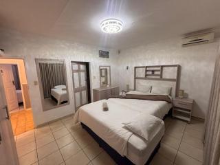 Geelhout Guesthouse - Vosburg - 3