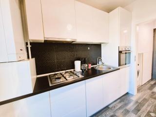 Chique Studio near Mall Plaza - Bucarest - 3