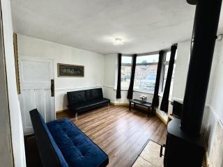 Detached 4Beds - Windsor Heathrow & London Access - Egham - 4