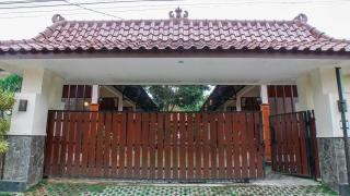 Omah Tentrem Syariah Guest House - Kejayan - 4