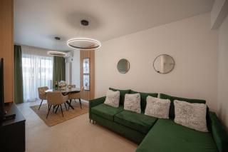 Beatrice Apartment in Odyssey Pool & Spa-parking - 9