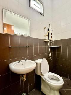 Kluang Homestay Taman Delima 2 - Keluang - 1