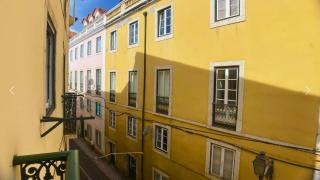 Curva do 28, Alfama - Lissabon - 2