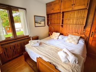 Large Central Flat, 5min to Sky Slopes, Garage - 4