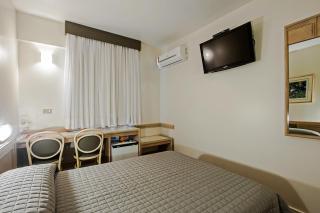 Trevi Hotel e Business - Curitiba - 3
