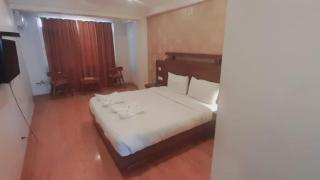 Hotel Gulab - Srinagar - 1