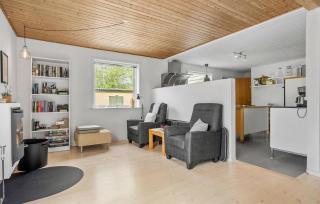 4 Bedroom Amazing Home In Østermarie - Østermarie - 5