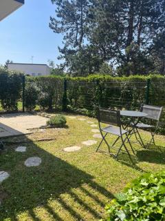 37m with terrace and garden near the sea - 9