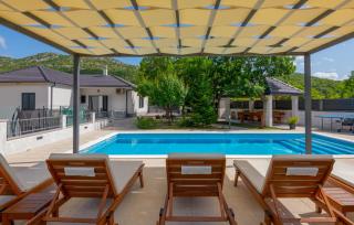 Villa Petar Zagvozd - Makarska by Villas Guide - Zagvozd - 1