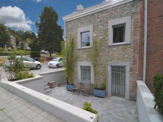 Charming Holiday Home with Terrace - Tilff - 3