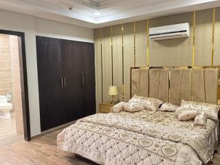Golden Sand Modern 1 BHK Luxury Apartment - Rawalpindi - 5