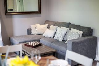 Vibrant 3 bed flat above charming pub, 10 minutes to beach - Parkstone - 4