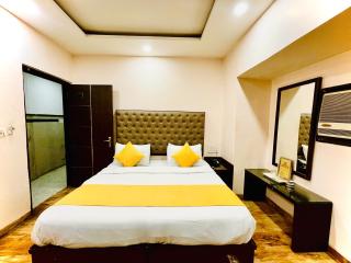 Hotel Kabeer' Front of New Delhi Railway Station & 5 Minute from Connaught Place - Neu-Delhi - 1
