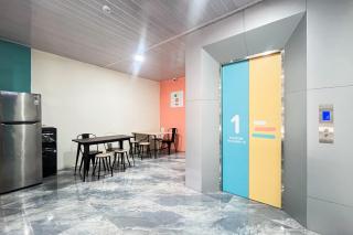 Sans Hotel Sedana Batam - Bagam - 5