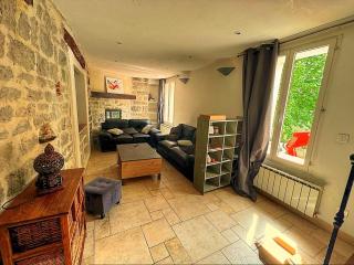 Spacieuse maison de village, centre de Lorgues - Lorgues - 9