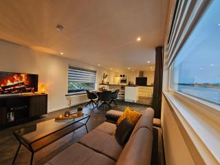 Luxe woonboot in de natuur evt met console bootje! - Leeuwarden - 4