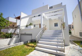 The Calm House - Kineta - 0