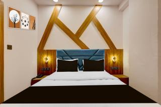 Hotel O Kavya Inn - Ahmedabad - 1
