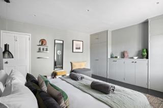Enchanting 3BR House in Lymington with Garden - Lymington - 2