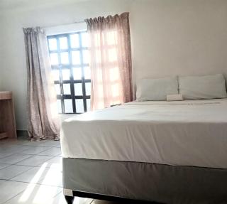 Sunset B&B - Maseru - 5