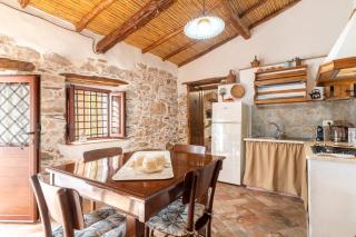 Casa Della Nonna Nel Borgo - Baunei - 2