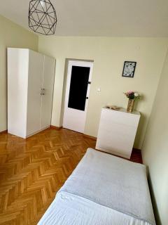 Pokój przy Centrum Zdrowia Dziecka - Varsovia - 5