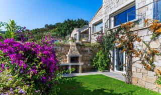 Is Laccus 8 - Castiadas - 5