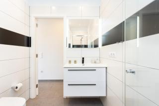 Relax and enjoy the sea - 4