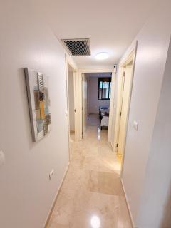 Casa Colon- Spacious 2BR! Views, Terrace & Beach - Málaga - 8