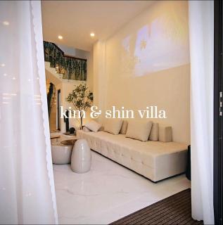 2025 Newly Built Villa with Bean Cafe 10 seconds MyKhe Beach 5 minutes Traveler's Street Airport Pickup Service - Da Nang - 0
