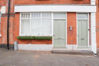 1-Bed Apt, Sofa Bed & Kitchen - Birmingham - 8