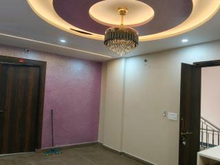 The Divine KRC hotel - Greater Noida - 9