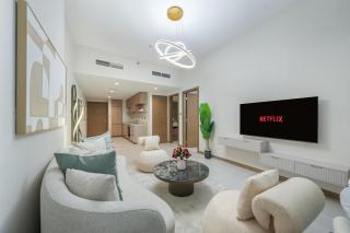 Inspired 1BR Apt Ultimate Luxury Living - Dubai - 6