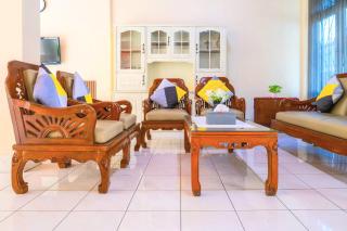 Girlan Homestay - Ngabean - 4