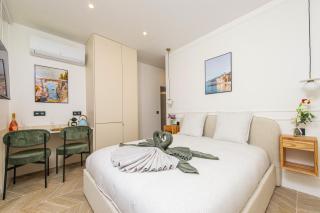 SUITE DELUXE - MONACO - Vue Jardin - Beausoleil - 8