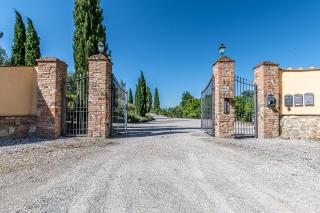 Affitti Brevi Siena - Le Rose Appartamento in Toscana con piscina da sogno - 8