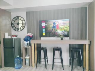 Anya and Christof's Condo at Amani near Airport - Pusok - 9