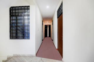 Hotel O George Town - Colonelganj - 9