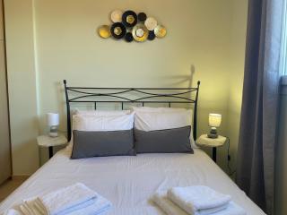 Lilikas Sea Front Apartments 4 - 5